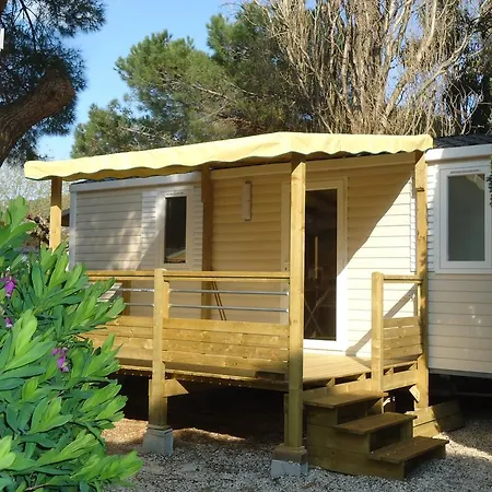 Кемпинг Camping La Bergerie Plage Йер