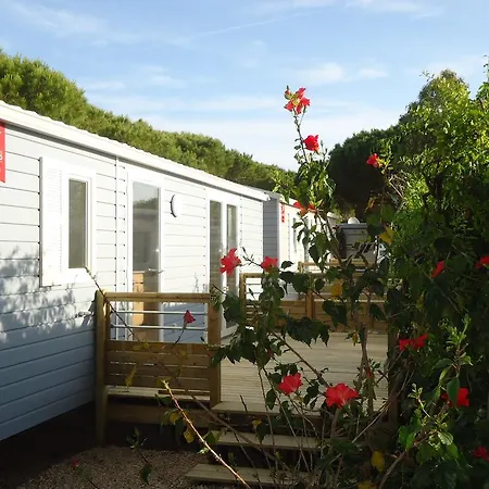 Camping La Bergerie Plage イエール